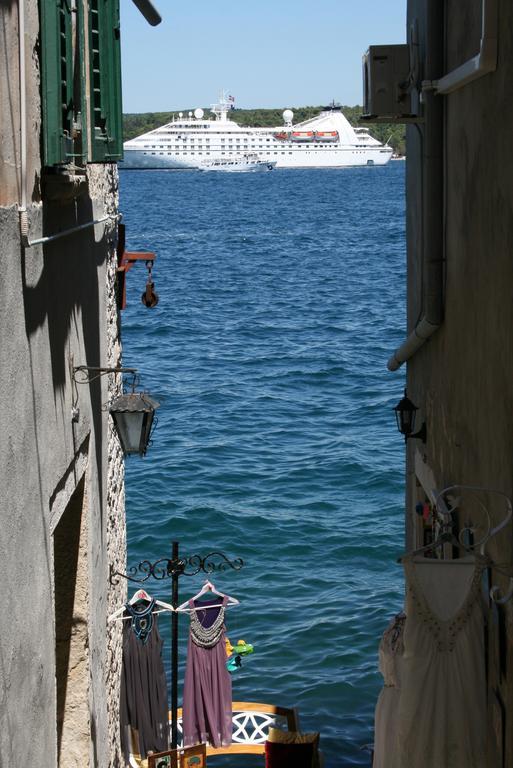 Apartment Atelier Scalinata Rovinj Habitación foto